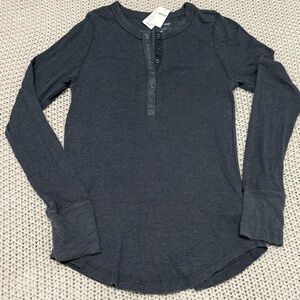 NWT Aerie Dark Gray Button Down Henley Shirt Small
